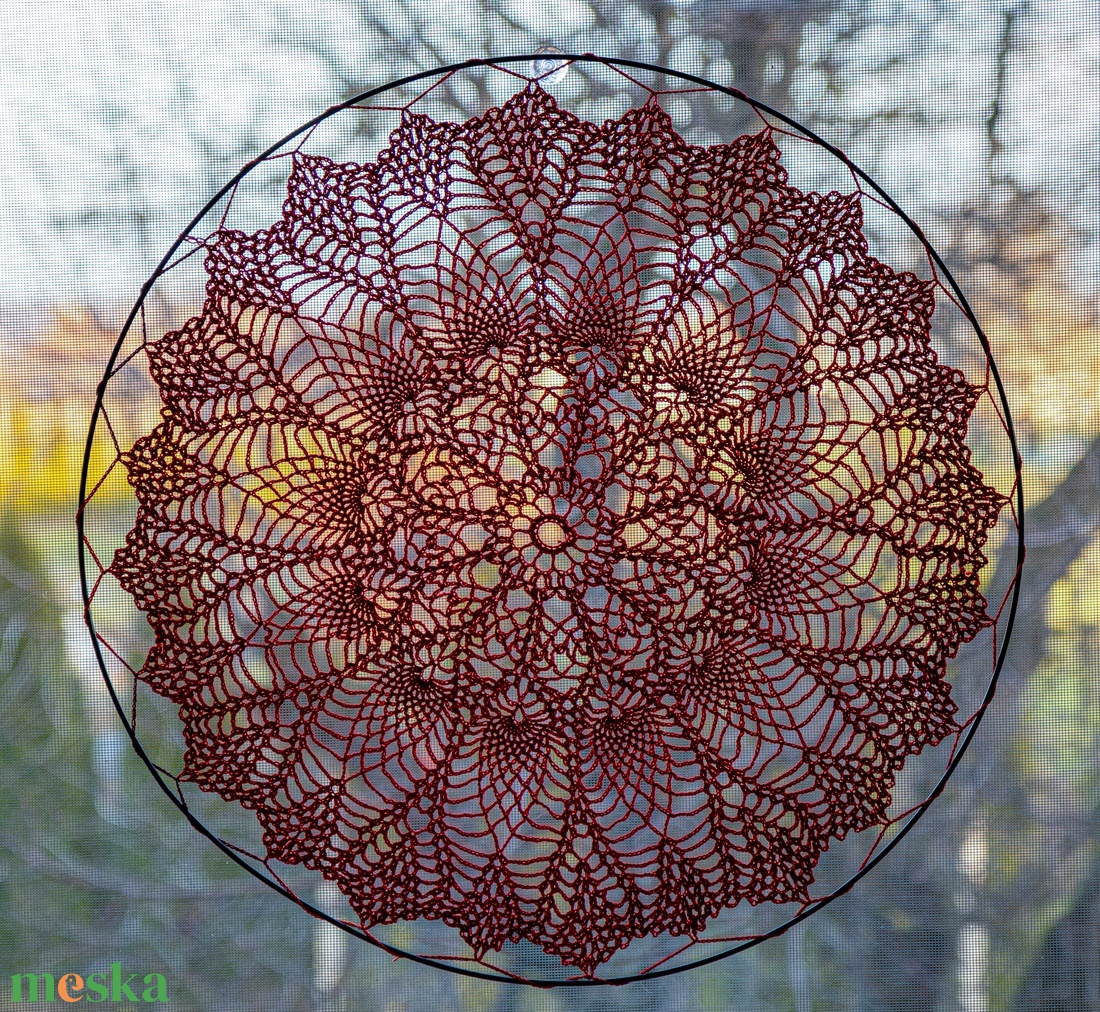 Bordó horgolt mandala 50 cm - otthon & életmód - dekoráció - fali és függő dekoráció - függődísz - Meska.hu
