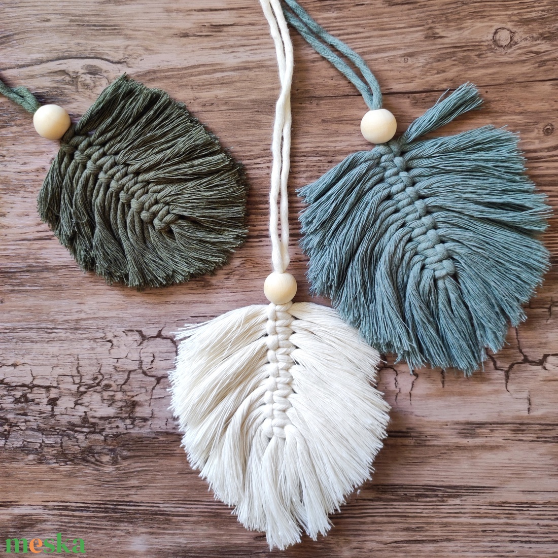 Boho stílusú makramé levél, lakásdekoráció újrahasznosított pamutból, függöny összefogó - otthon & életmód - dekoráció - fali és függő dekoráció - függődísz - Meska.hu Boho stílusú makramé levél, lakásdekoráció újrahasznosított pamutból, függöny összefogó - otthon & életmód - dekoráció - fali és függő dekoráció - függődísz - Meska.hu