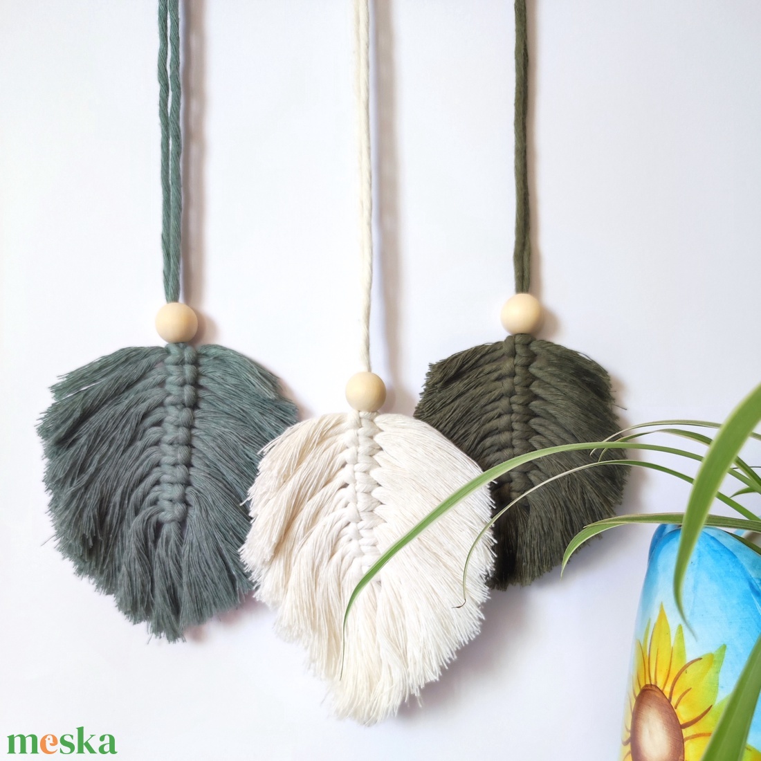 Boho stílusú makramé levél, lakásdekoráció újrahasznosított pamutból, függöny összefogó - otthon & életmód - dekoráció - fali és függő dekoráció - függődísz - Meska.hu Boho stílusú makramé levél, lakásdekoráció újrahasznosított pamutból, függöny összefogó - otthon & életmód - dekoráció - fali és függő dekoráció - függődísz - Meska.hu