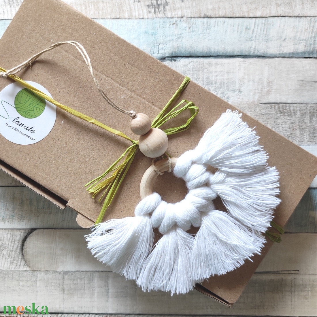 DIY félkör alakú függő illatosító természetes anyagokból, visszapillantó dísz - diy (csináld magad) - egységcsomag - Meska.hu DIY félkör alakú függő illatosító természetes anyagokból, visszapillantó dísz - diy (csináld magad) - egységcsomag - Meska.hu