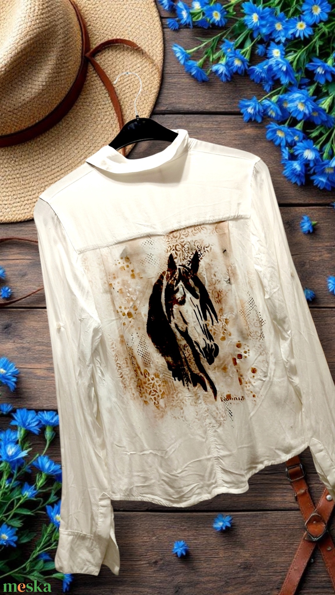  Kézzel festett nő lovas ing. Művészet amit viselhetsz. - ruha & divat - női ruha - blúz - Meska.hu