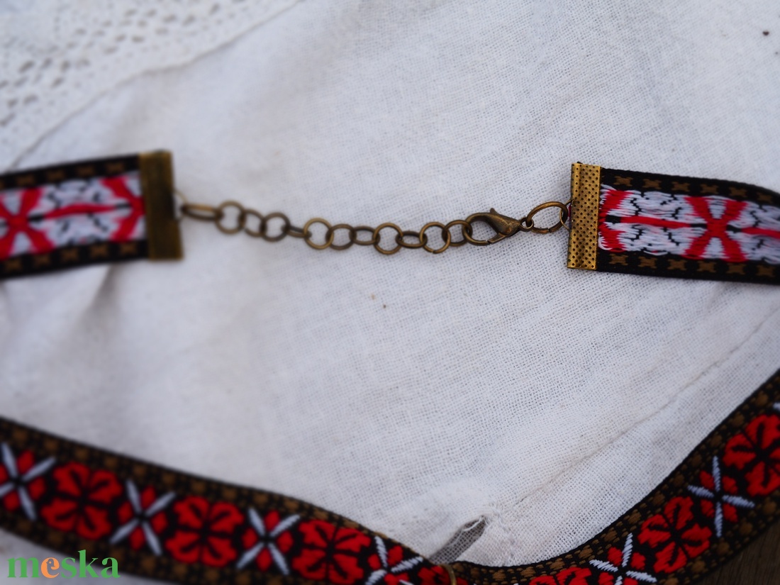 Tűzzománc szívecske medál - textil láncon - ékszer - nyaklánc - medálos nyaklánc - Meska.hu