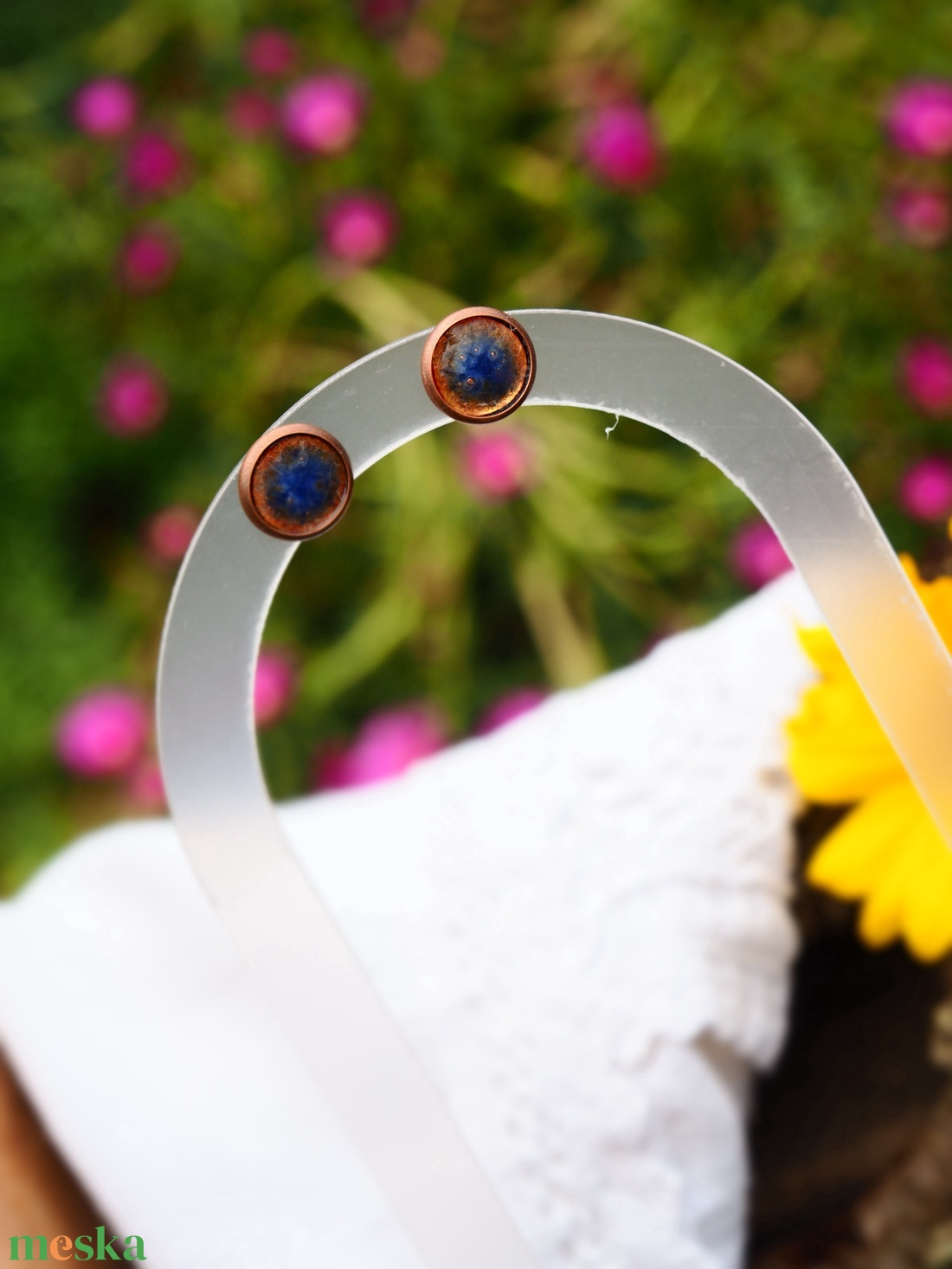 Bedugós fülbevaló - tűzzománc - kék-arany transzparens - ékszer - fülbevaló - pötty fülbevaló - Meska.hu Bedugós fülbevaló - tűzzománc - kék-arany transzparens - ékszer - fülbevaló - pötty fülbevaló - Meska.hu