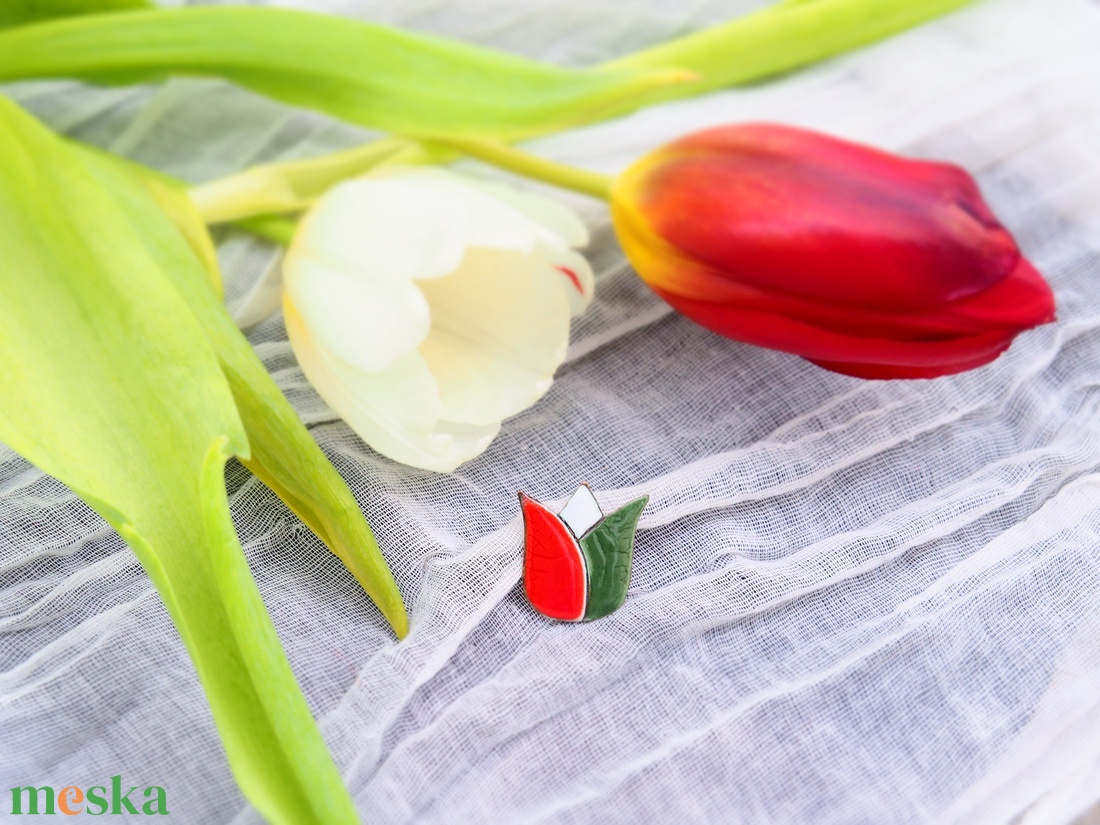 Kokárda - ékszer - kitűző és bross - Meska.hu