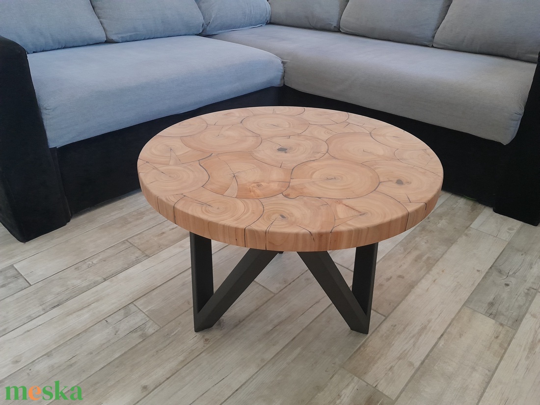 Kerek dohányzóasztal - otthon & életmód - bútor - asztal - Meska.hu