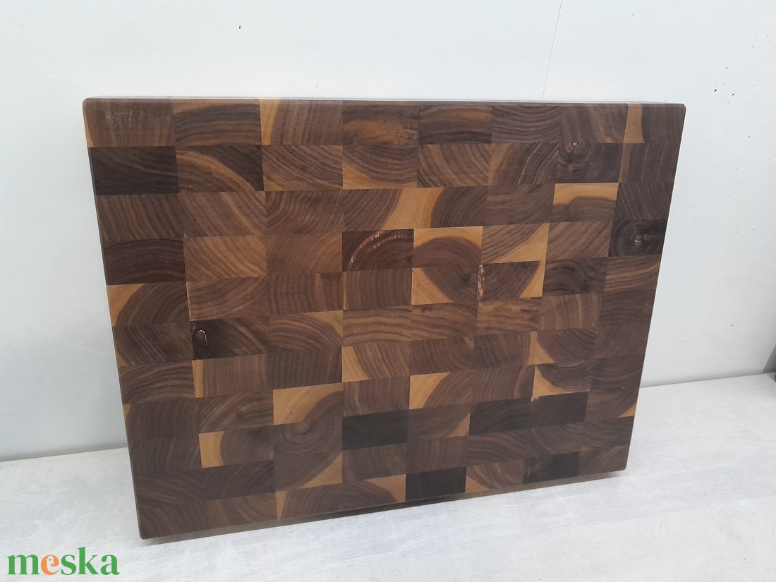 Bütüs Vágódeszka - otthon & életmód - konyhafelszerelés, tálalás - sütés, főzés - vágódeszka - Meska.hu