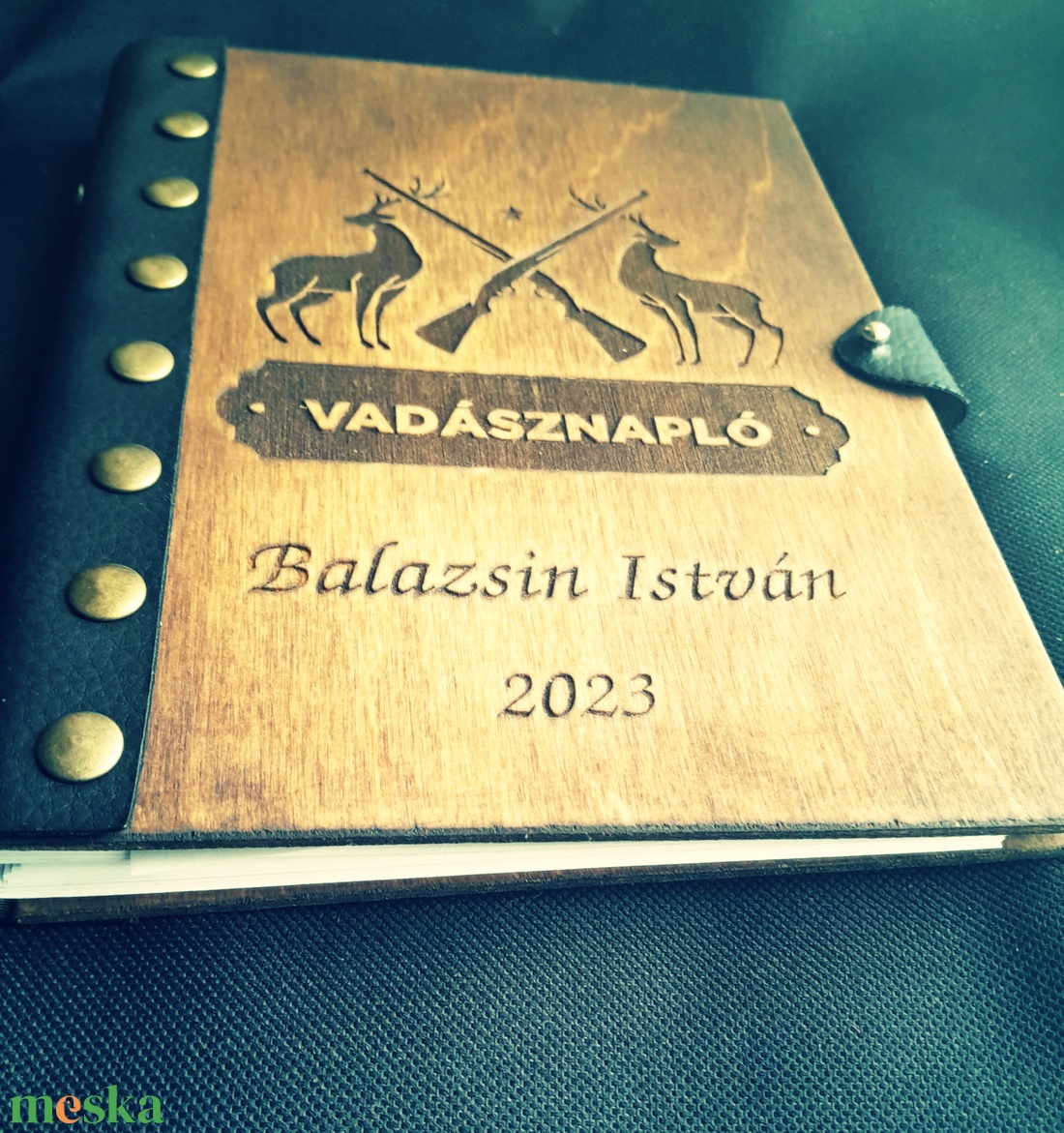 Névreszóló Vadásznapló, Gravirozott Fa Borítóval,Műbőr kötéssel - játék & sport - sport és kikapcsolódás - vadászat - Meska.hu Névreszóló Vadásznapló, Gravirozott Fa Borítóval,Műbőr kötéssel - játék & sport - sport és kikapcsolódás - vadászat - Meska.hu