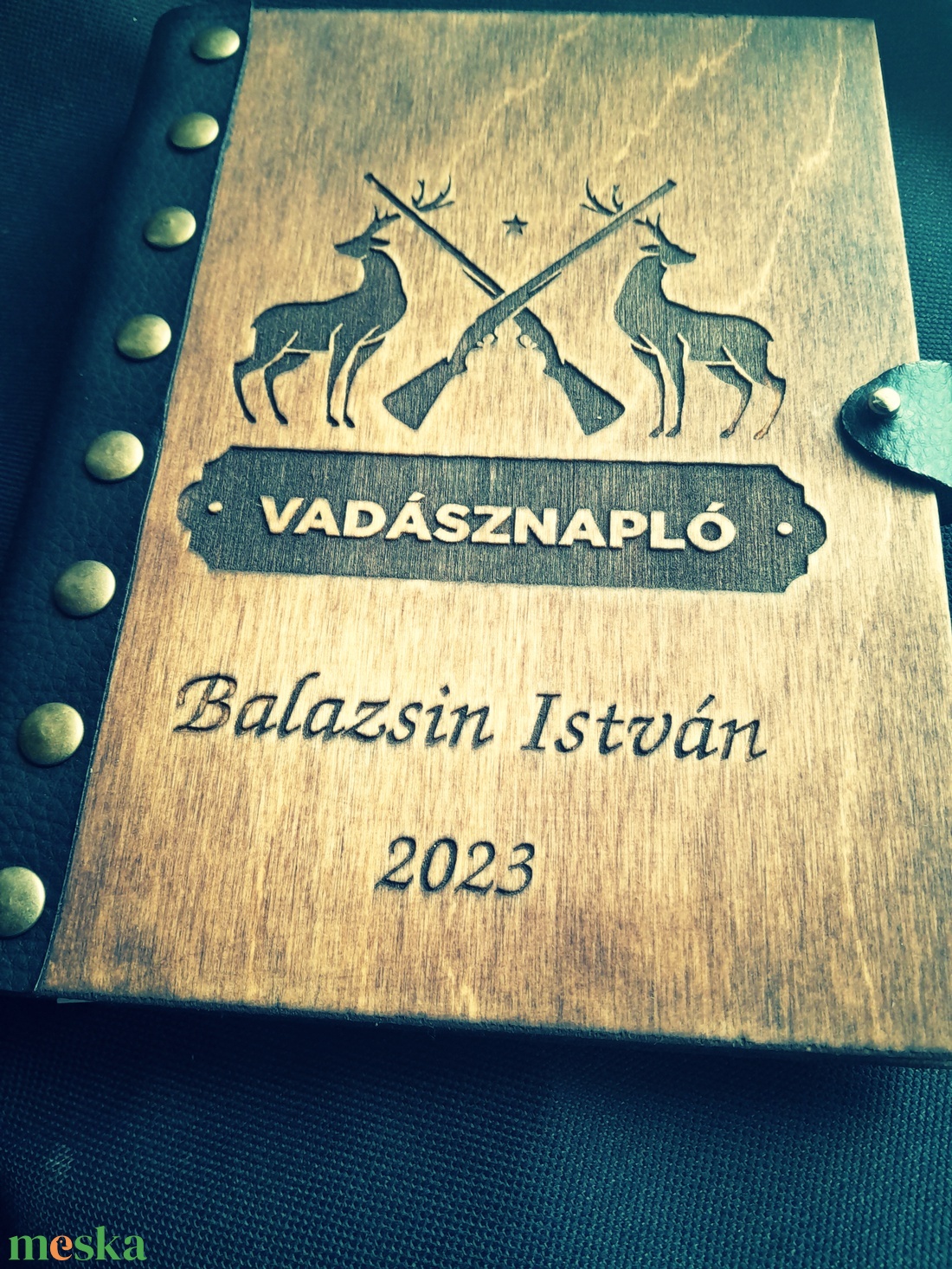 Névreszóló Vadásznapló, Gravirozott Fa Borítóval,Műbőr kötéssel - játék & sport - sport és kikapcsolódás - vadászat - Meska.hu Névreszóló Vadásznapló, Gravirozott Fa Borítóval,Műbőr kötéssel - játék & sport - sport és kikapcsolódás - vadászat - Meska.hu