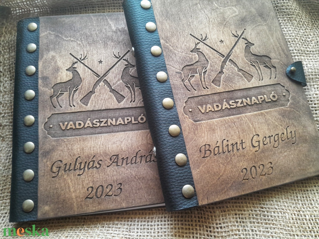 Névreszóló Vadásznapló, Gravirozott Fa Borítóval,Műbőr kötéssel - játék & sport - sport és kikapcsolódás - vadászat - Meska.hu Névreszóló Vadásznapló, Gravirozott Fa Borítóval,Műbőr kötéssel - játék & sport - sport és kikapcsolódás - vadászat - Meska.hu
