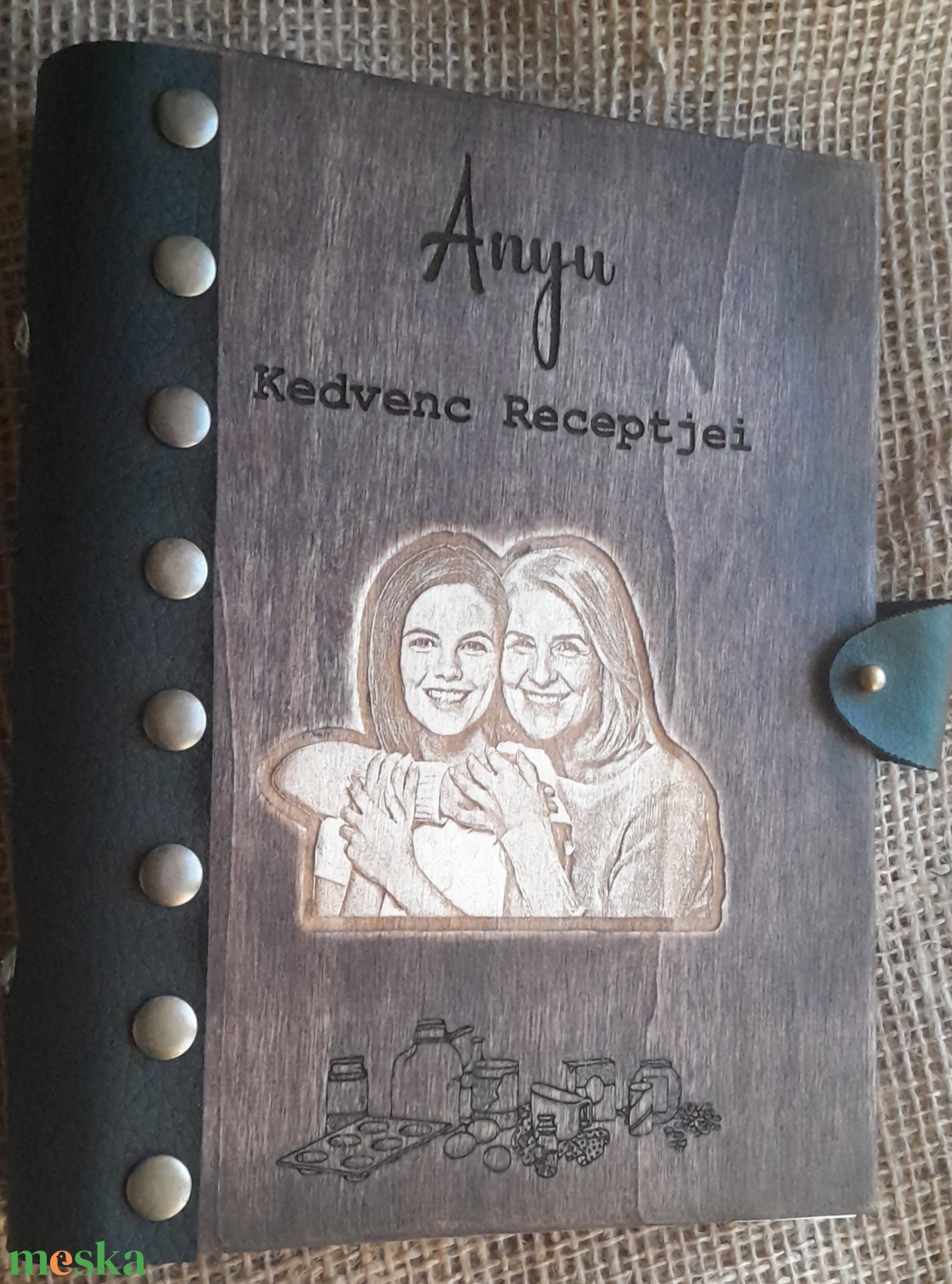Anyukád kedvenc receptjei egyetlen, különleges könyvben - otthon & életmód - konyhafelszerelés, tálalás - sütés, főzés - receptfüzet - Meska.hu Anyukád kedvenc receptjei egyetlen, különleges könyvben - otthon & életmód - konyhafelszerelés, tálalás - sütés, főzés - receptfüzet - Meska.hu