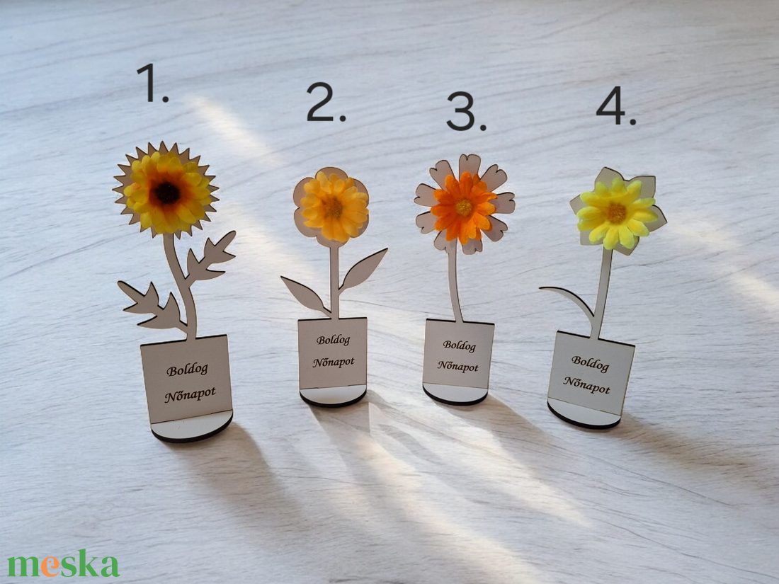 Fa virág nőnapra - otthon & életmód - dekoráció - asztal és polc dekoráció - asztaldísz - Meska.hu