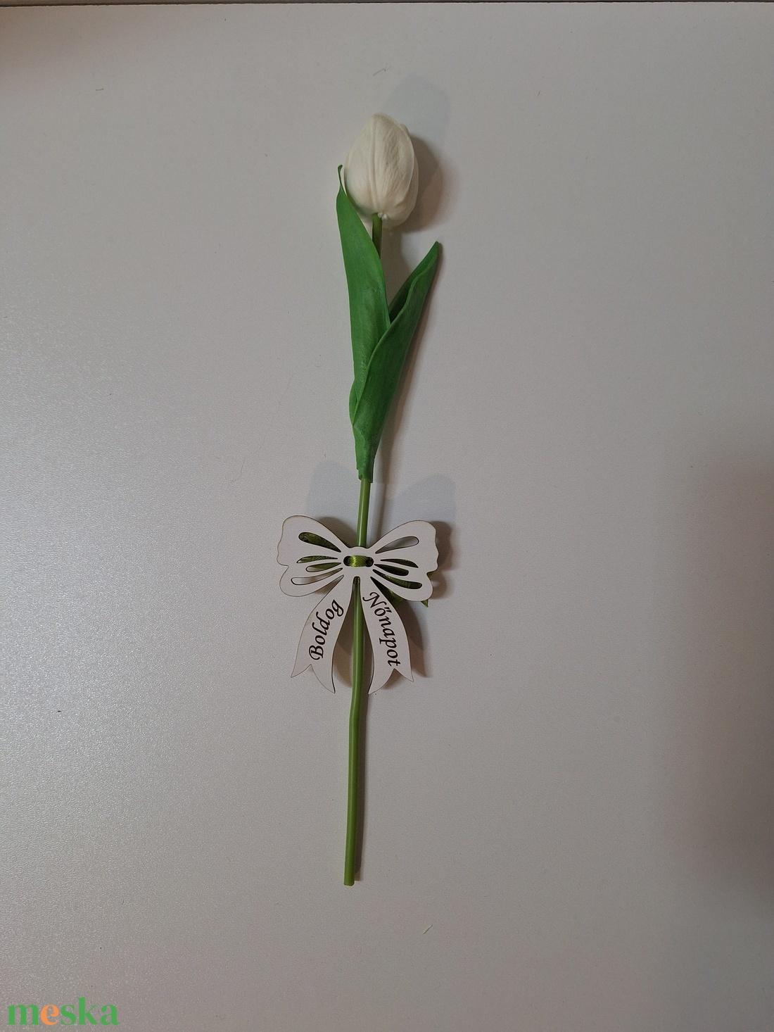 Tulipán nőnapra fa szalaggal - otthon & életmód - dekoráció - virágdísz és tartó - csokor & virágdísz - Meska.hu Tulipán nőnapra fa szalaggal - otthon & életmód - dekoráció - virágdísz és tartó - csokor & virágdísz - Meska.hu