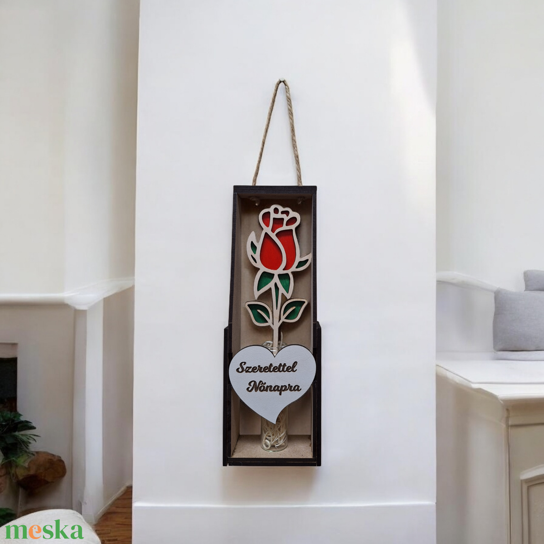 Nőnapi/anyák napi asztali vagy falidísz rózsával - otthon & életmód - dekoráció - asztal és polc dekoráció - asztaldísz - Meska.hu
