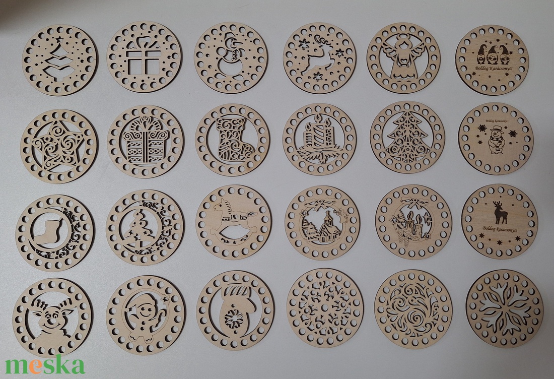 Horgolható fa alap - Karácsonyfa dísz  - karácsony - karácsonyi lakásdekoráció - karácsonyfadíszek - Meska.hu