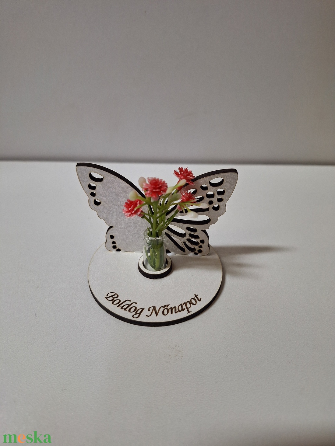 Pillangós nőnapi asztaldísz - otthon & életmód - dekoráció - virágdekoráció - virágdíszek - asztali virágdísz - Meska.hu