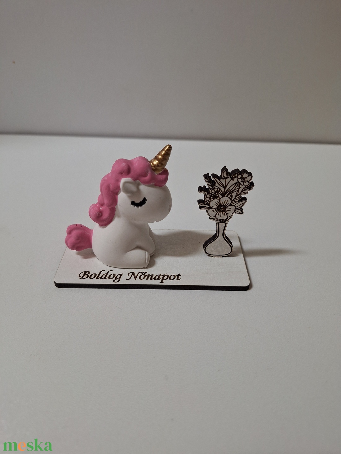 Unikornisos nőnapi asztaldísz - otthon & életmód - dekoráció - virágdekoráció - virágdíszek - asztali virágdísz - Meska.hu