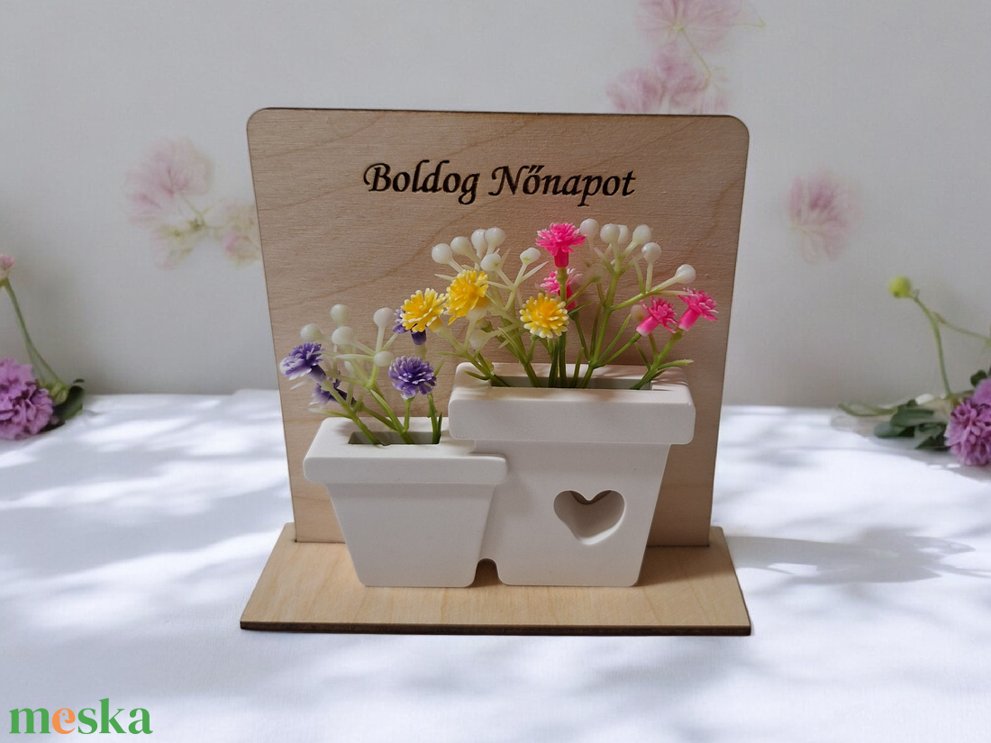 Nőnapi asztaldísz - otthon & életmód - dekoráció - asztal és polc dekoráció - asztaldísz - Meska.hu