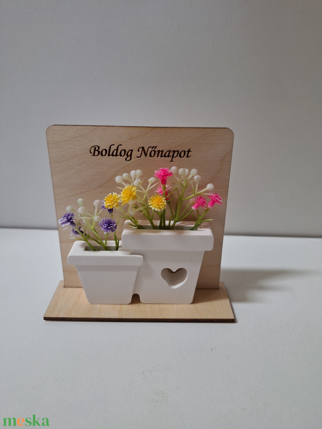 Nőnapi asztaldísz - otthon & életmód - dekoráció - asztal és polc dekoráció - asztaldísz - Meska.hu