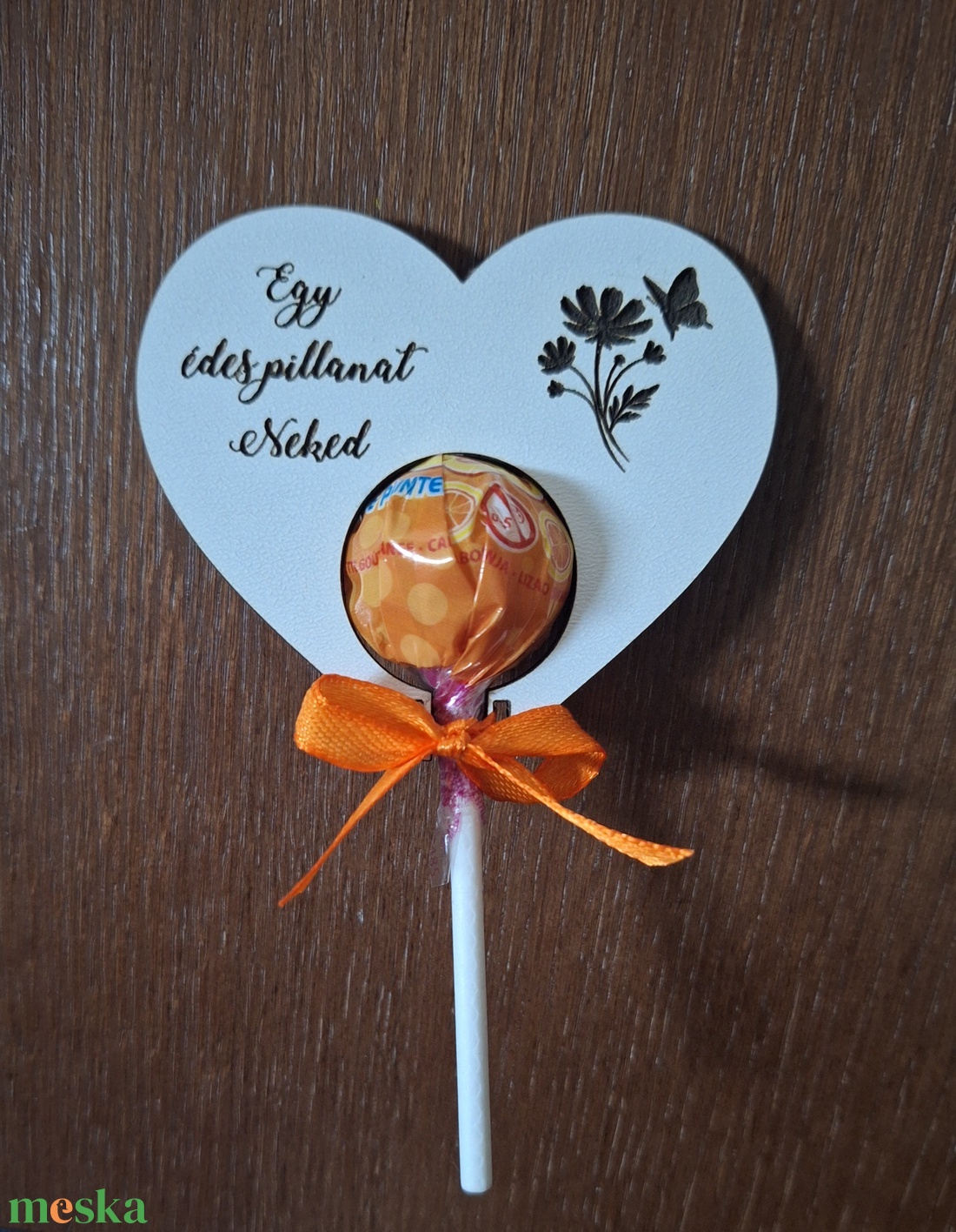 Nyalókatartó nőnapi dísz� - otthon & életmód - dekoráció - asztal és polc dekoráció - asztaldísz - Meska.hu