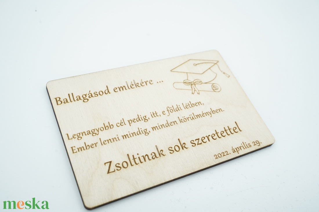 Ballagásra, gravírozott fa köszönőajándék, hűtőmágnes - otthon & életmód - konyhafelszerelés, tálalás - konyhai dekoráció - hűtőmágnes - Meska.hu