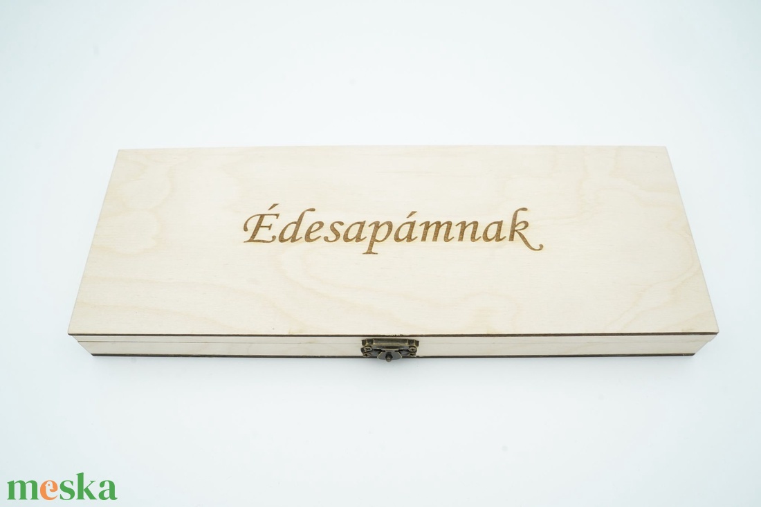 Szülőköszöntő szett (2 db): 1 kalapács + 1 virágbox egyedileg gravírozva fa dobozban édesapának és édesanyának - esküvő - emlék & ajándék - szülőköszöntő ajándék - Meska.hu Szülőköszöntő szett (2 db): 1 kalapács + 1 virágbox egyedileg gravírozva fa dobozban édesapának és édesanyának - esküvő - emlék & ajándék - szülőköszöntő ajándék - Meska.hu