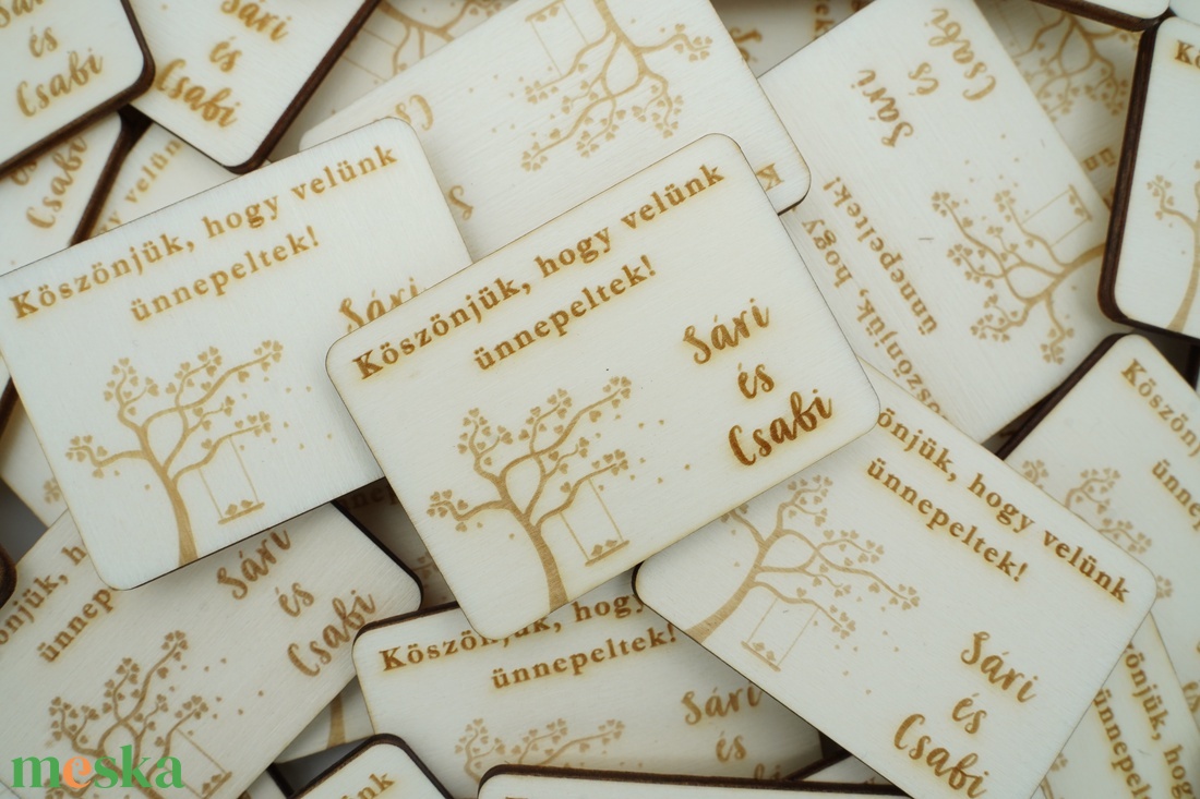 Romantikus gravírozott, fa köszönőajándék, hűtőmágnes - esküvő - emlék & ajándék - köszönőajándék - Meska.hu Romantikus gravírozott, fa köszönőajándék, hűtőmágnes - esküvő - emlék & ajándék - köszönőajándék - Meska.hu