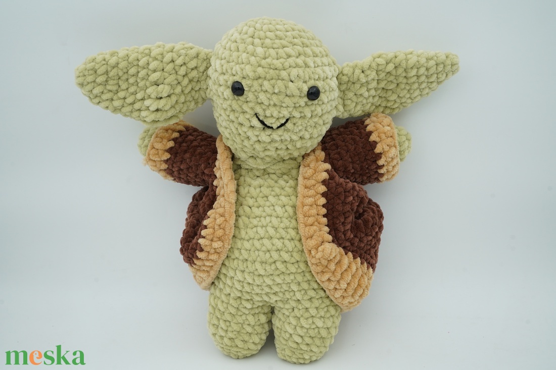 Horgolt pihe-puha plüss Yoda + kabátka - játék & sport - plüssállat & játékfigura - plüss mesefigurák - Meska.hu Horgolt pihe-puha plüss Yoda + kabátka - játék & sport - plüssállat & játékfigura - plüss mesefigurák - Meska.hu