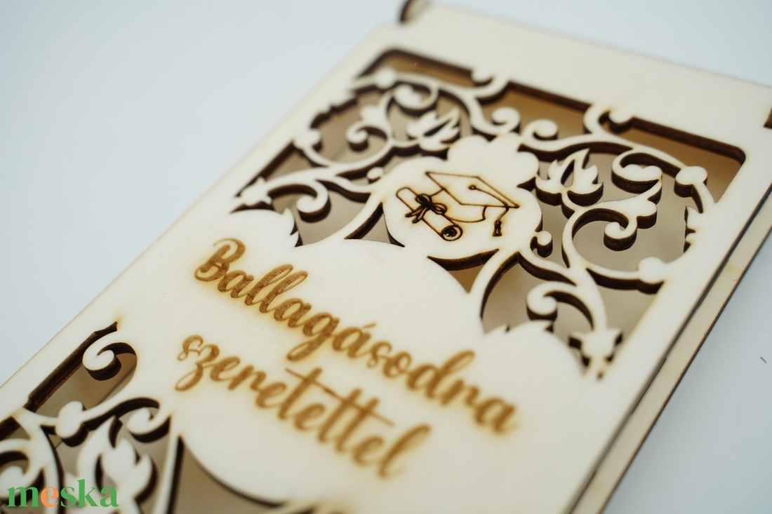 Ballagásra exkluzív pénzátadó fa dobozka - otthon & életmód - papír, írószer - ajándékozás kellékei - pénzátadó doboz - Meska.hu Ballagásra exkluzív pénzátadó fa dobozka - otthon & életmód - papír, írószer - ajándékozás kellékei - pénzátadó doboz - Meska.hu