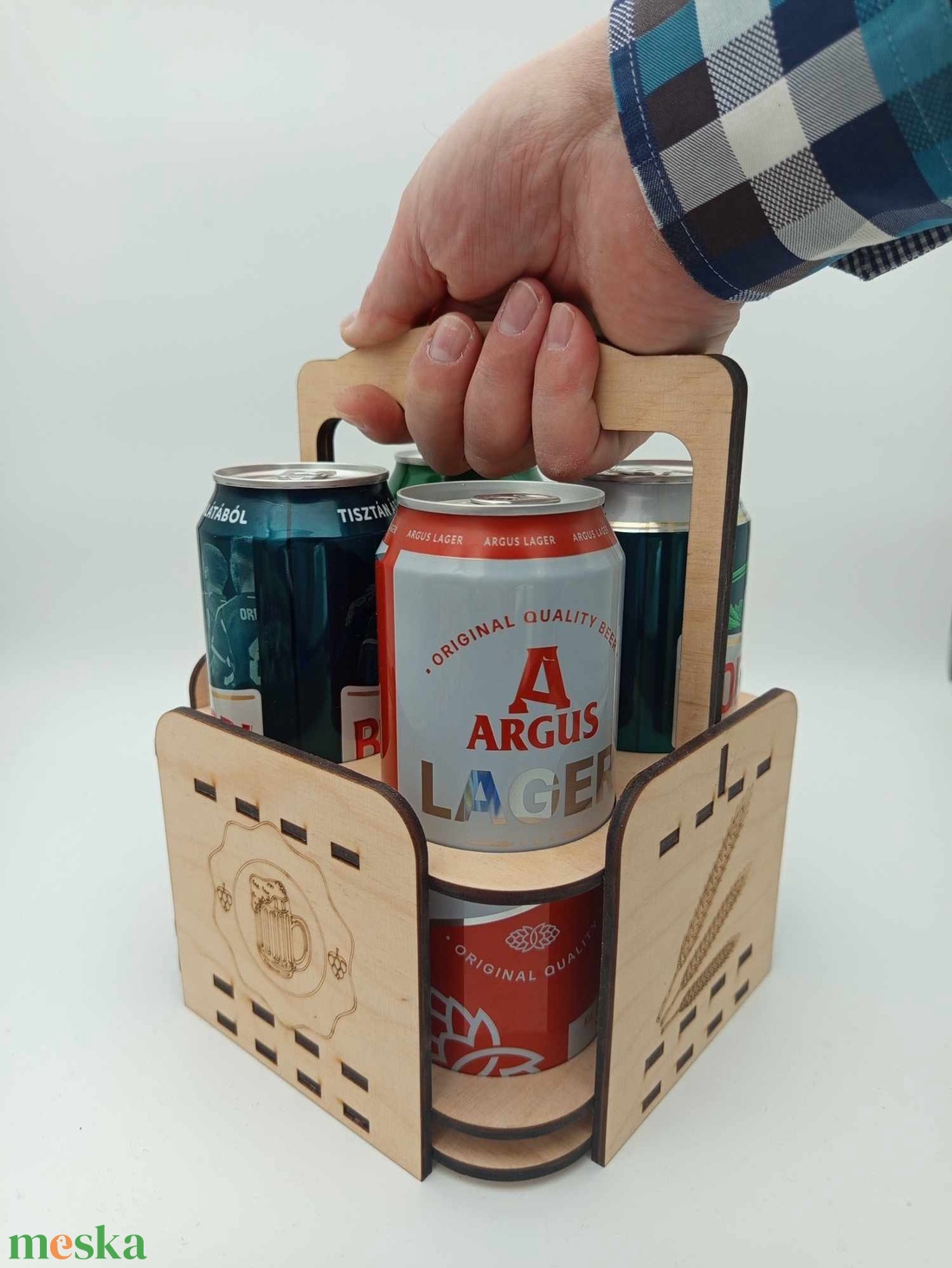 Sörtartó fa doboz, sörtartó rekesz, egyedileg gravírozva, bármilyen alkalomra - esküvő - emlék & ajándék - szülőköszöntő ajándék - Meska.hu Sörtartó fa doboz, sörtartó rekesz, egyedileg gravírozva, bármilyen alkalomra - esküvő - emlék & ajándék - szülőköszöntő ajándék - Meska.hu
