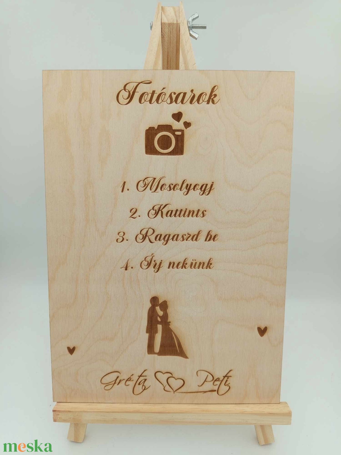 Esküvői fotósarok fa tábla, akár több nyelven is gravírozva - esküvő - dekoráció - tábla & jelzés - Meska.hu Esküvői fotósarok fa tábla, akár több nyelven is gravírozva - esküvő - dekoráció - tábla & jelzés - Meska.hu