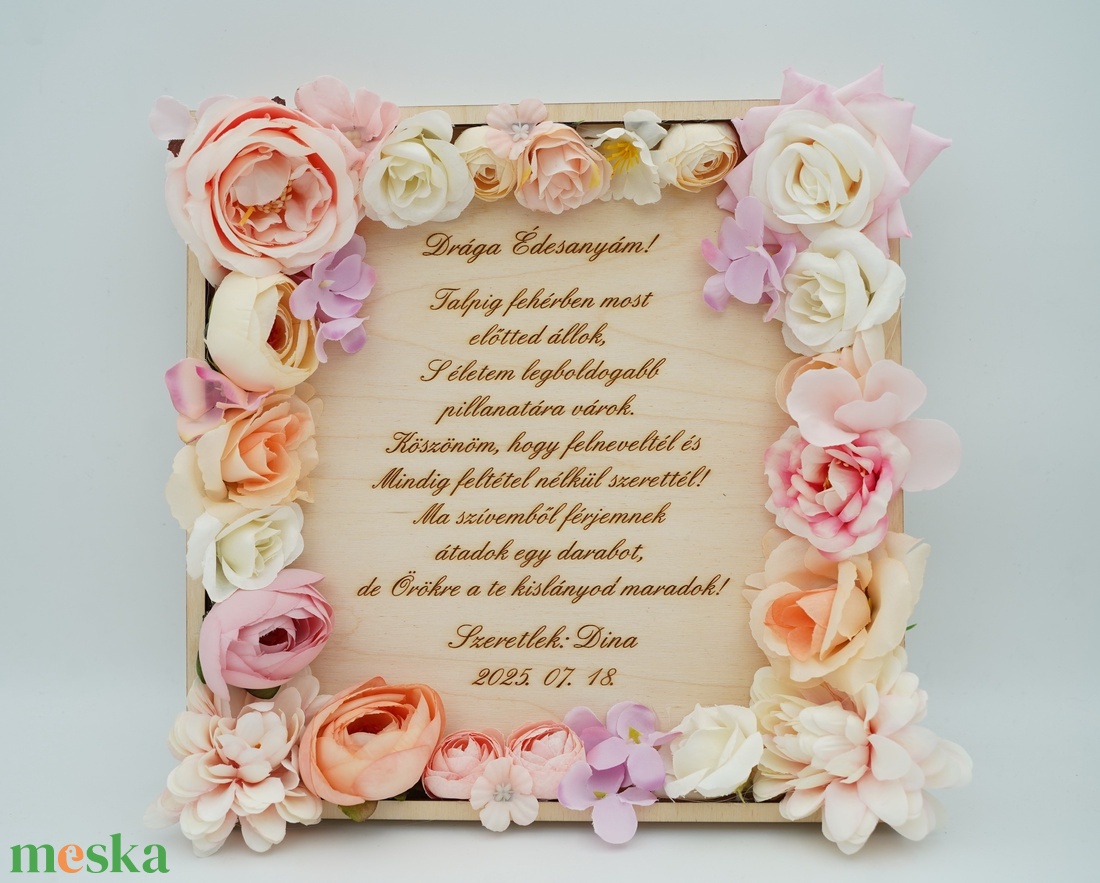 Virágos szülőköszöntő fa keretben, egyedileg gravírozva, édesanyáknak, nagymamáknak - esküvő - emlék & ajándék - szülőköszöntő ajándék - Meska.hu Virágos szülőköszöntő fa keretben, egyedileg gravírozva, édesanyáknak, nagymamáknak - esküvő - emlék & ajándék - szülőköszöntő ajándék - Meska.hu