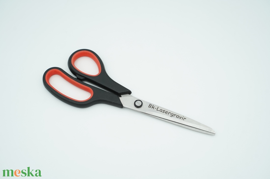 Névre garvírozott olló - kellékek & szerszámok - szerszámok, eszközök - vágóeszköz, kézi - Meska.hu