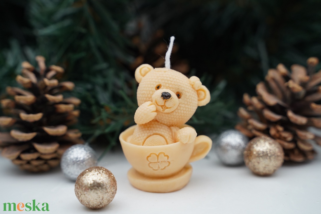 Cuki macis illatgyertya - karácsony - karácsonyi lakásdekoráció - karácsonyi illatgyertya, mécses - Meska.hu