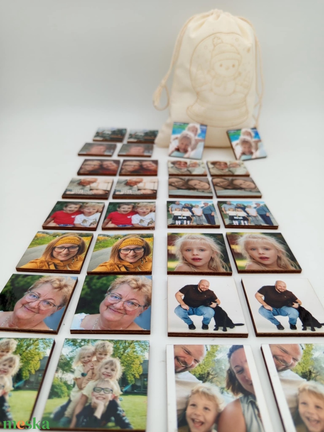 Családi fényképes páros memória. memóriajáték, memóriakártya fából  - játék & sport - táblajáték és kártyajáték - kártya - Meska.hu