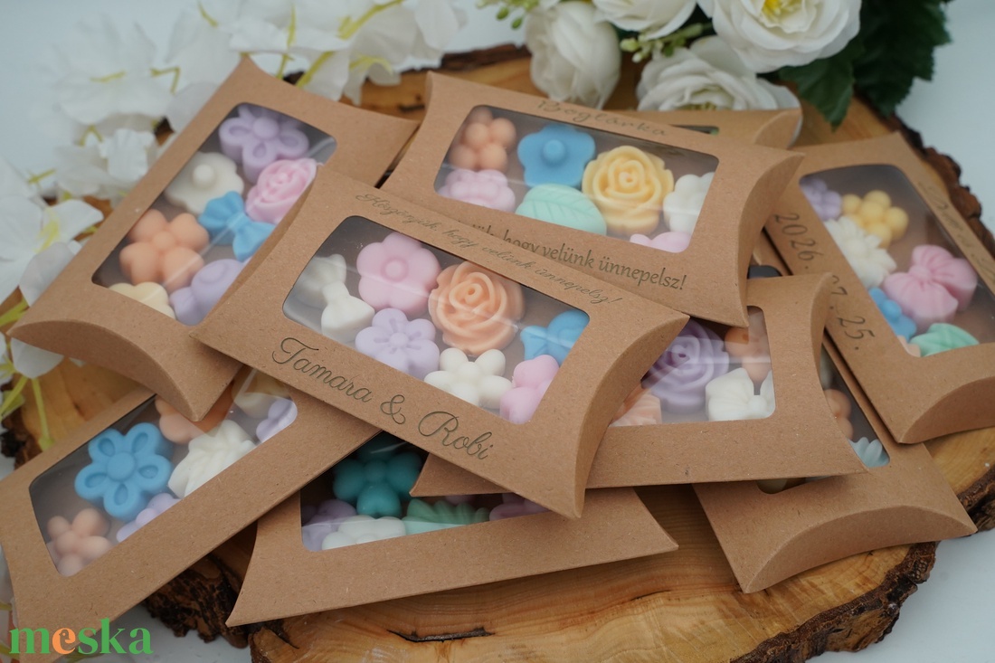 Illatviaszok elegáns gravírozott dobozban, köszönőajándéknak is   - esküvő - emlék & ajándék - köszönőajándék - Meska.hu