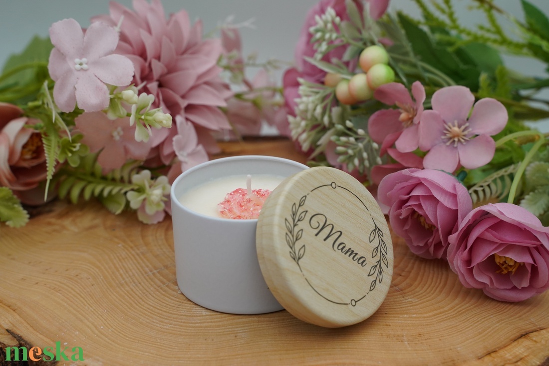 Szójaviasz illatgyertya gravírozott fém tégelyben - esküvő - emlék & ajándék - köszönőajándék - Meska.hu