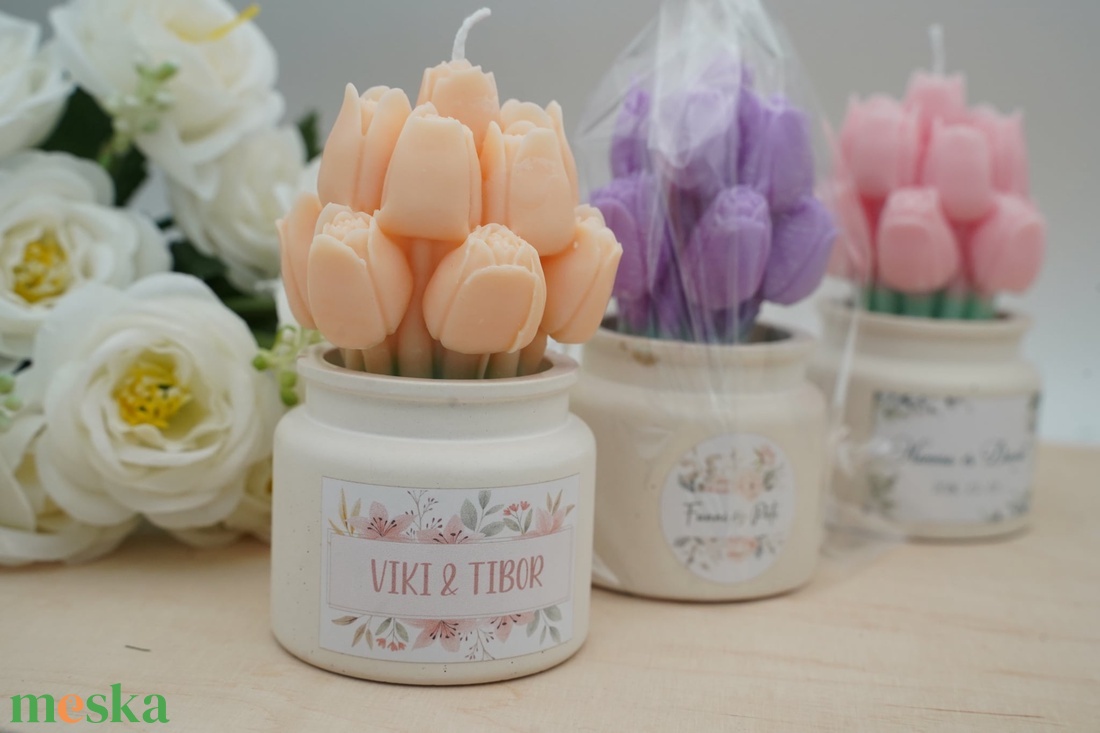 Tulipáncsokor kerámia kaspóban, szójaviasz illatgyertya - kellékek & szerszámok - dekorációs kellékek - dekorációs gyertya - Meska.hu