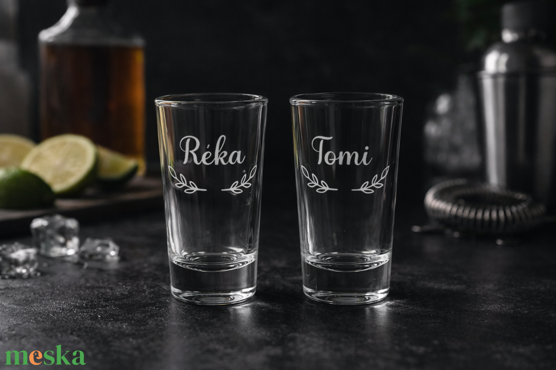 Egyedi, gravírozott feles üvegpohár, felespohár, pálinkáspohár, akár esküvőre is  - esküvő - emlék & ajándék - nászajándék - esküvői pohár, pohárszett - Meska.hu