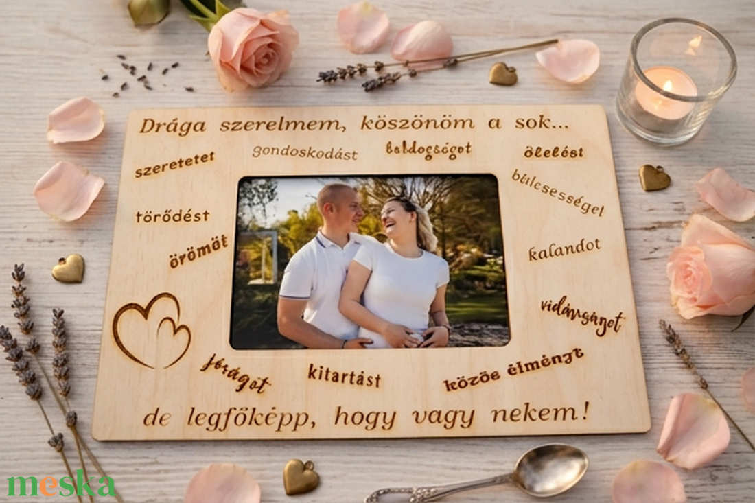 Egyedi fa képkeret Valentin napra, évfordulóra - otthon & életmód - dekoráció - kép & falikép - képkeret - Meska.hu