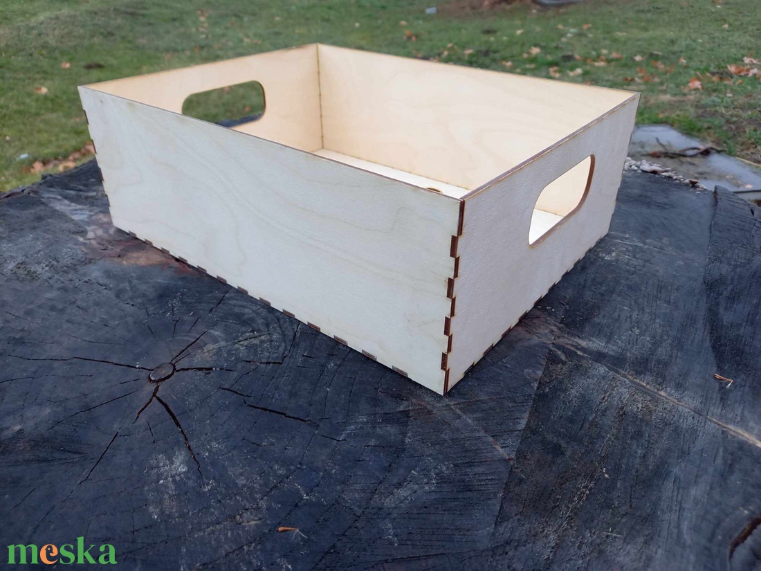 Szülőköszöntő Doboz Egyedi Felirattal Füllel - esküvő - emlék & ajándék - köszönőajándék - Meska.hu