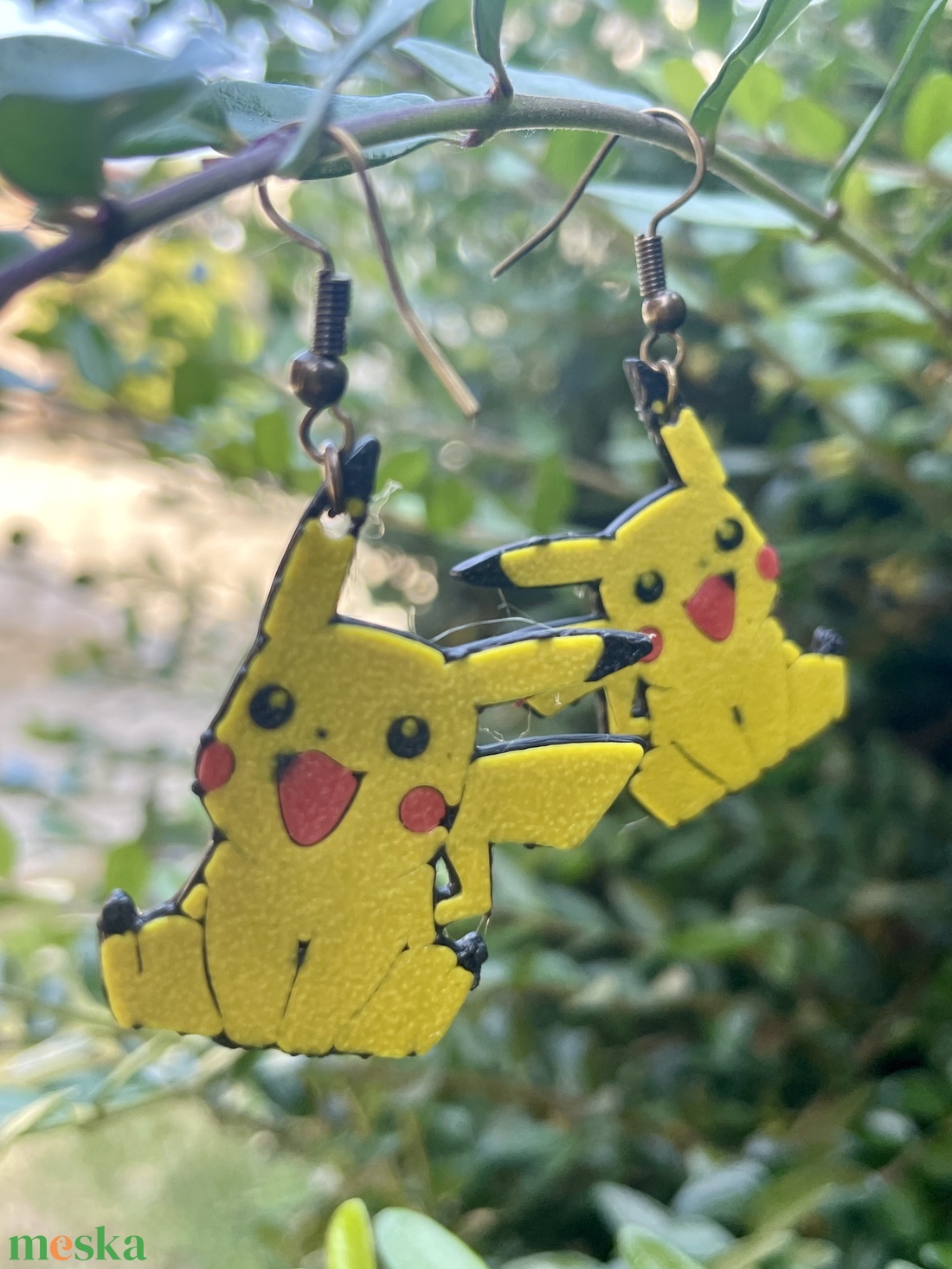 Pikachu nem csak a mesében! (Pokemon) - ékszer - fülbevaló - lógó fülbevaló - Meska.hu Pikachu nem csak a mesében! (Pokemon) - ékszer - fülbevaló - lógó fülbevaló - Meska.hu
