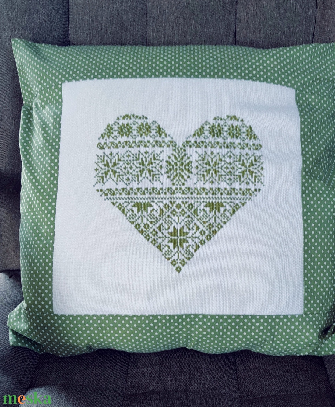 Szíves kispárna - otthon & életmód - lakástextil - párna & párnahuzat - Meska.hu