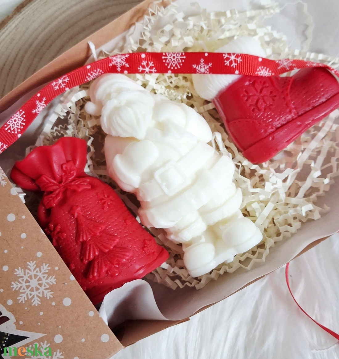 Kézműves karácsonyi gyertyacsomag  Illatos Szójaviasz Gyertyák Díszdobozban - karácsony - karácsonyi lakásdekoráció - karácsonyi illatgyertya, mécses - Meska.hu