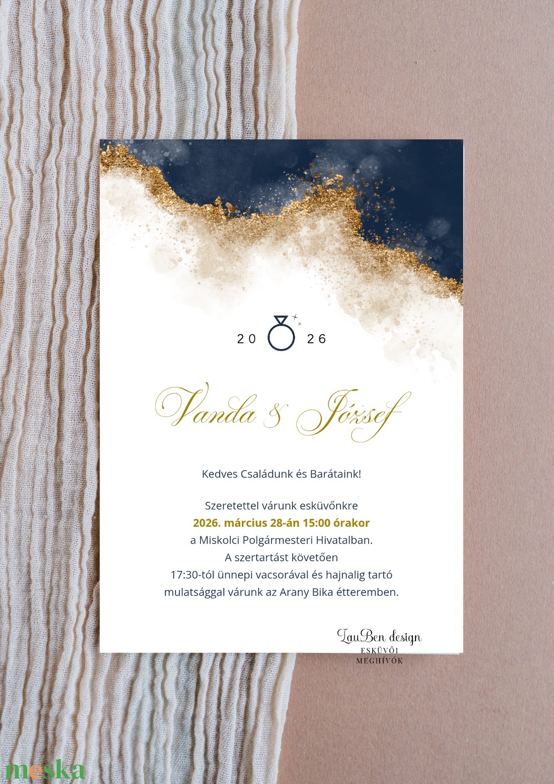 Modern gold és navy � egyoldalas absztrakt esküvői meghívó sötétkék és arany dekorral - esküvő - meghívó & kártya - meghívó - Meska.hu