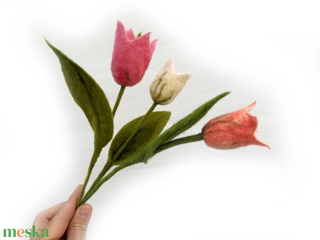 csokor 7 db nemez tulipánból - otthon & életmód - dekoráció - virágdísz és tartó - csokor & virágdísz - Meska.hu csokor 7 db nemez tulipánból - otthon & életmód - dekoráció - virágdísz és tartó - csokor & virágdísz - Meska.hu