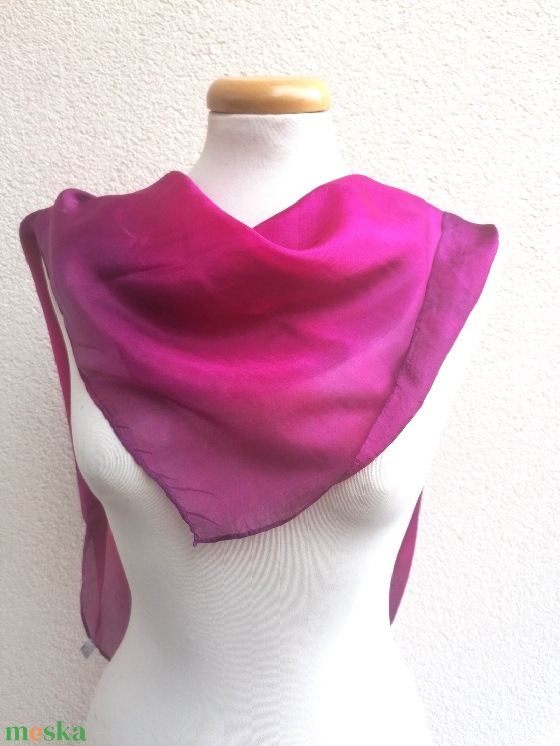magenta átmenet selyemkendő 90x90 - ruha & divat - sál, sapka, kendő - kendő - Meska.hu
