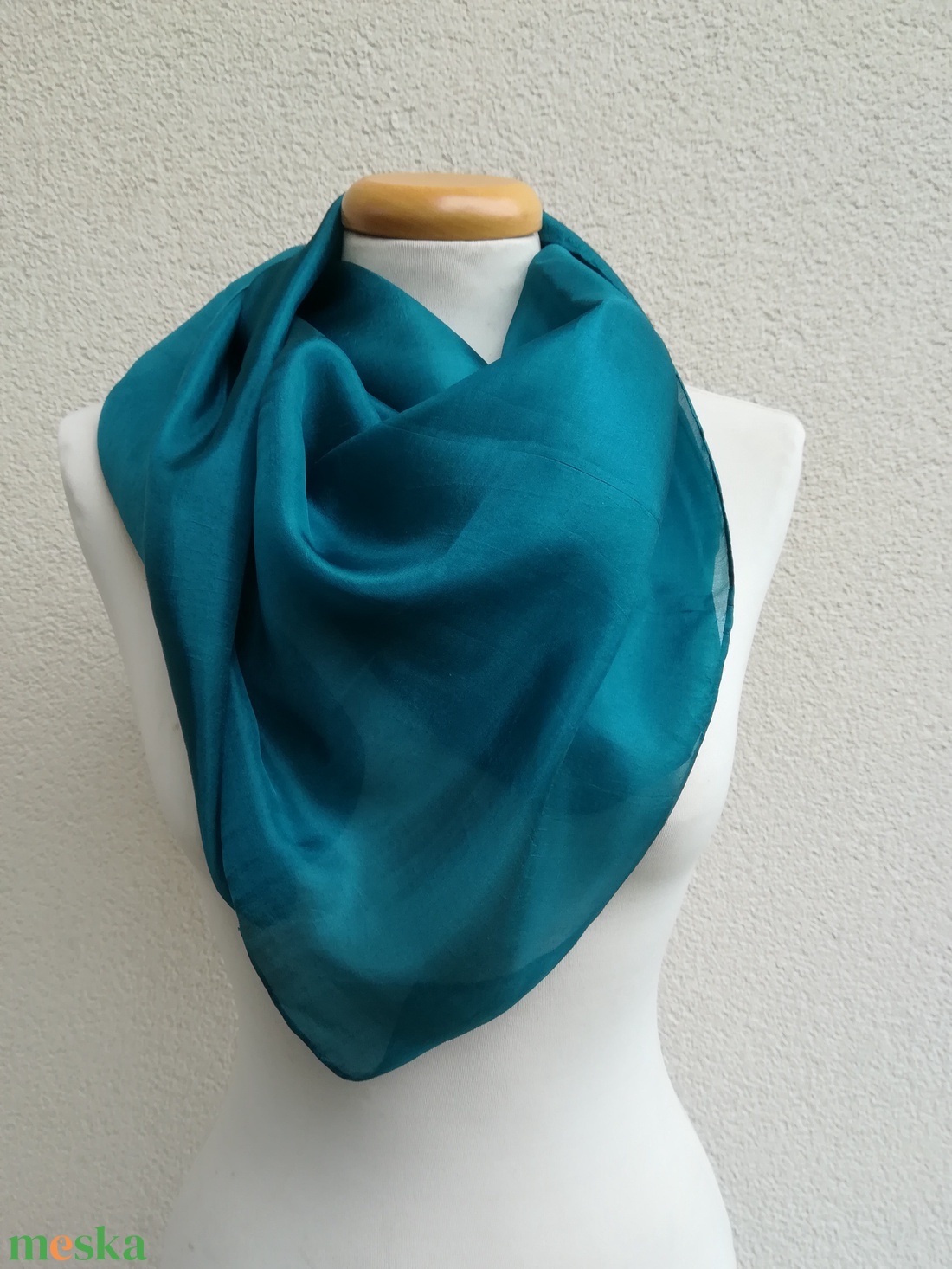 petrol selyemkendő 90x90 - ruha & divat - sál, sapka, kendő - kendő - Meska.hu