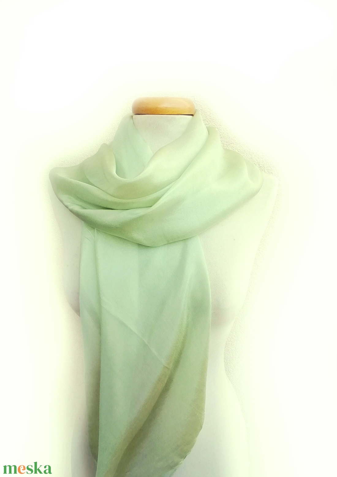 pasztell menta selyemkendő 90x90cm - ruha & divat - sál, sapka, kendő - kendő - Meska.hu