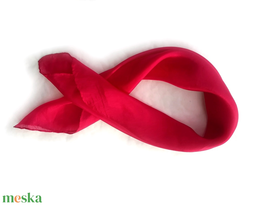 piros kis selyemkendő 55x55cm - ruha & divat - sál, sapka, kendő - kendő - Meska.hu