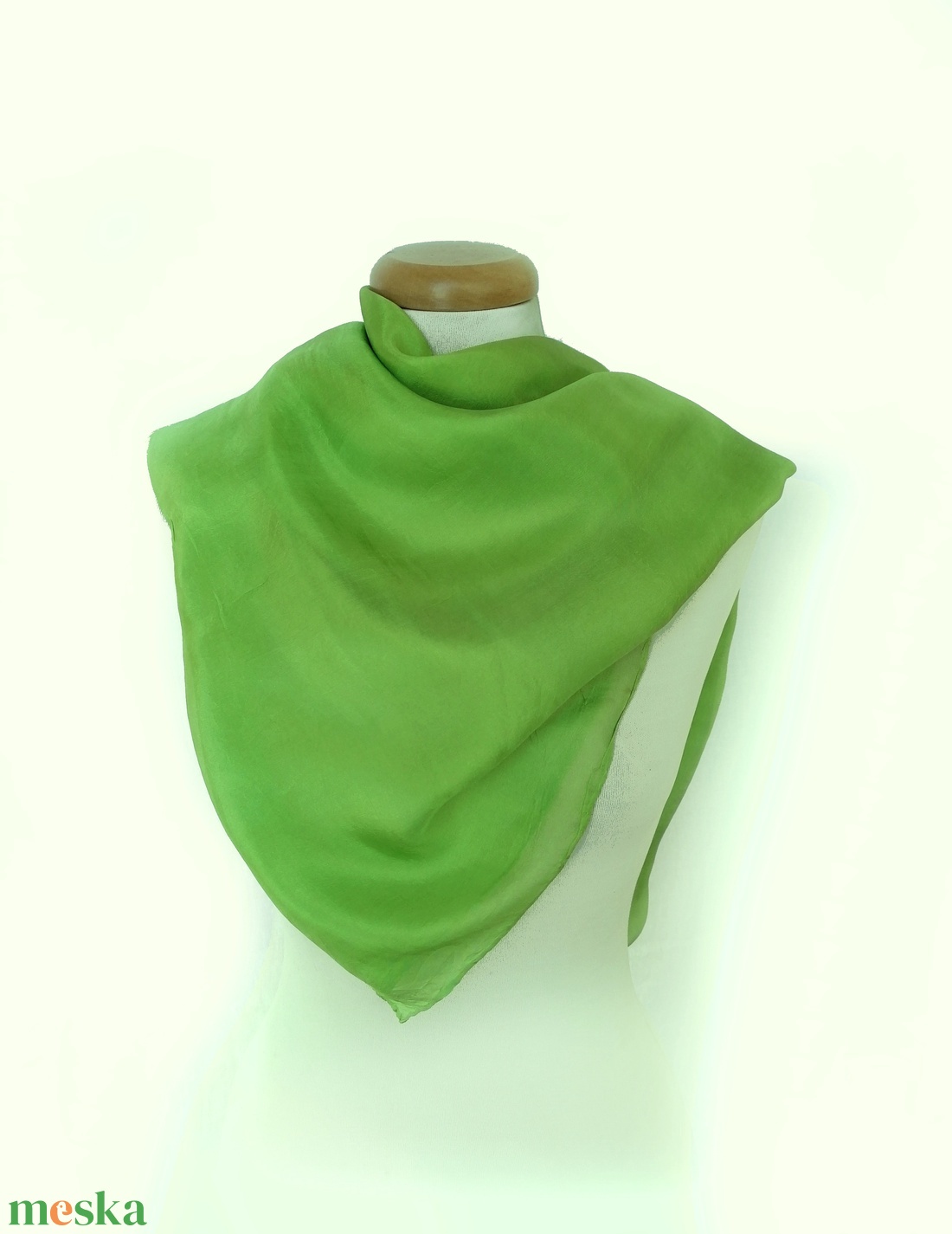 üde zöld selyemkendő 90x90 - ruha & divat - sál, sapka, kendő - kendő - Meska.hu